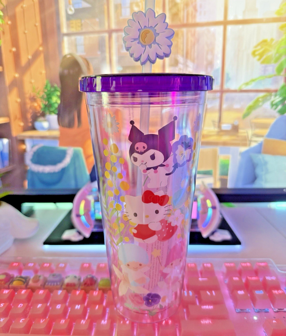 Hello Kitty Friends Large Travel Tumbler 24oz Reusable Daisy Topper 2023 Sanrio